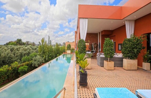 Standout 5 bedroom villa with awesome views for sale in a gated community
