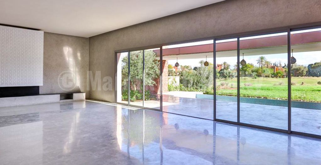 Belle villa contemporaine en première ligne sur golf