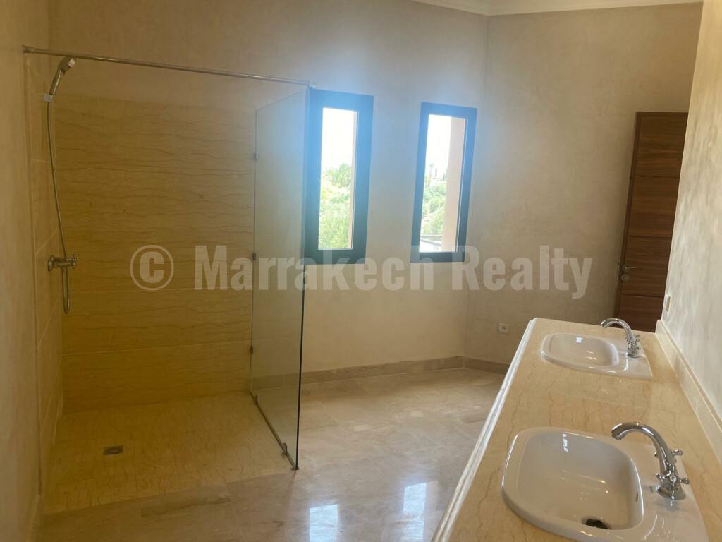 Standout 4 bedroom villa for rent in a gated community with golf course