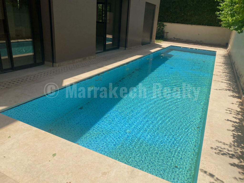 Standout 4 bedroom villa for rent in a gated community with golf course