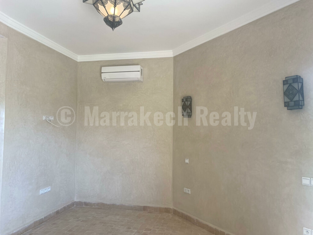 Standout 4 bedroom villa for rent in a gated community with golf course