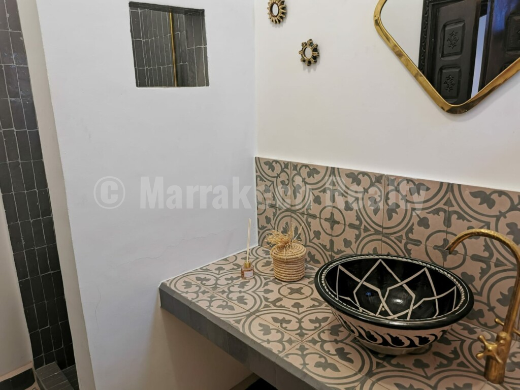 Charmant Riad rénové de 4 chambres idéalement situé