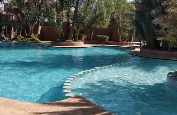 Villa Riad pool of 4 bedrooms nested in a very pretty domain close to the schools of Marrakech