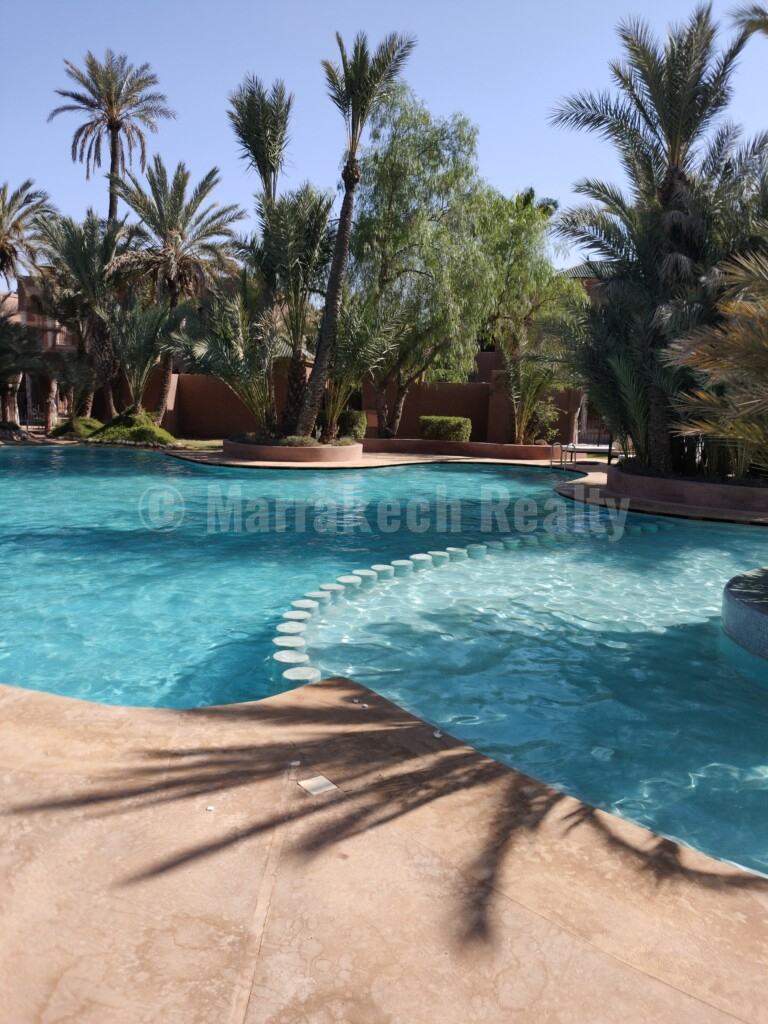 Villa Riad piscine de 4 chambres nichée dans un très joli domaine proche des écoles de Marrakech