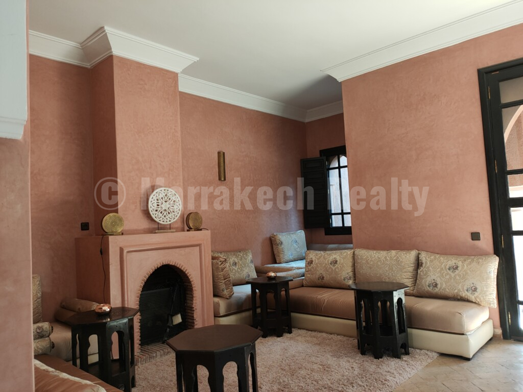 Villa Riad pool of 3 bedrooms nested in a very pretty domain close to the schools of Marrakech