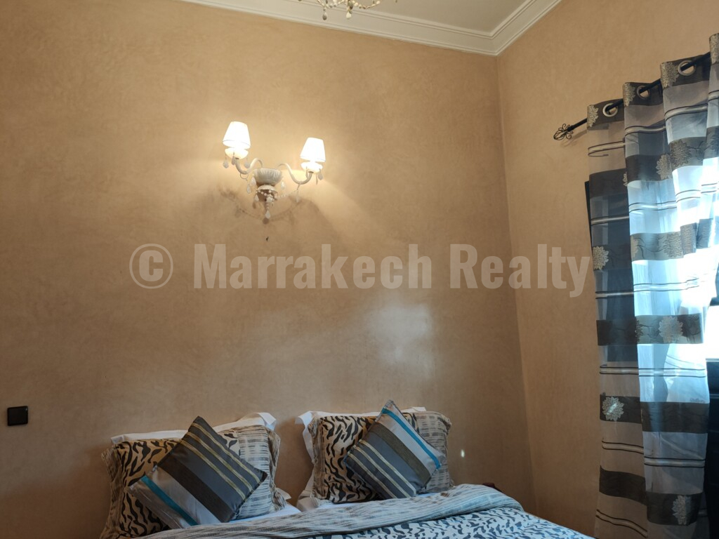Villa Riad pool of 4 bedrooms nested in a very pretty domain close to the schools of Marrakech
