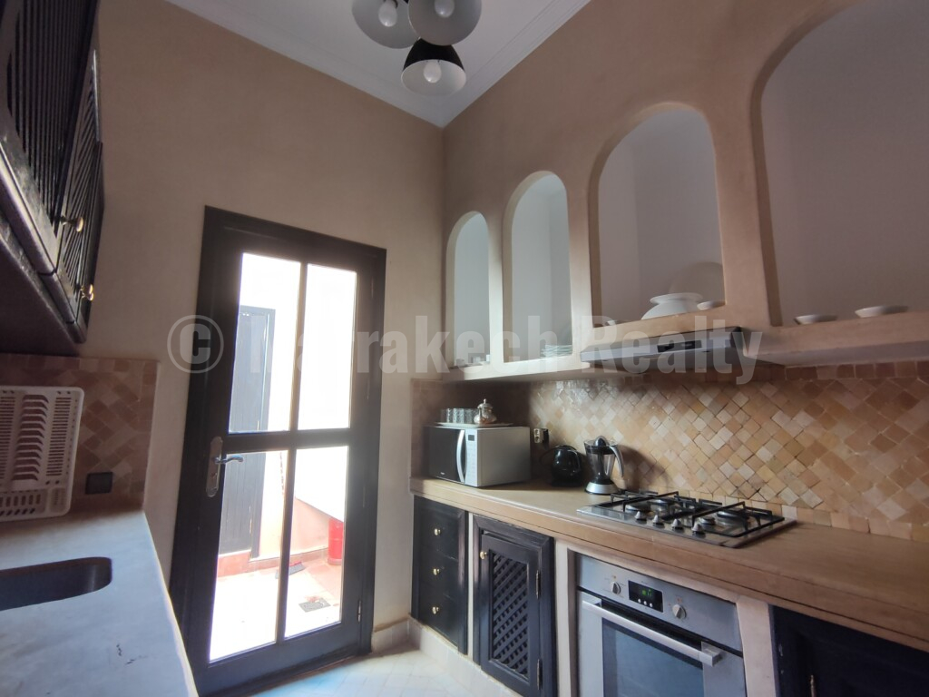 Villa Riad pool of 4 bedrooms nested in a very pretty domain close to the schools of Marrakech