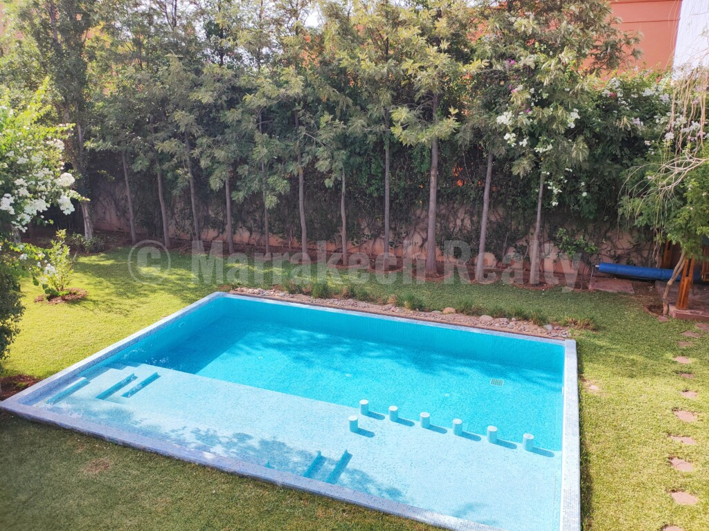 Standout 4 bedroom villa for long term rental