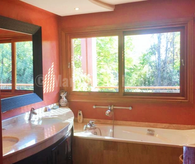 Standout 4 bedroom villa for long term rental