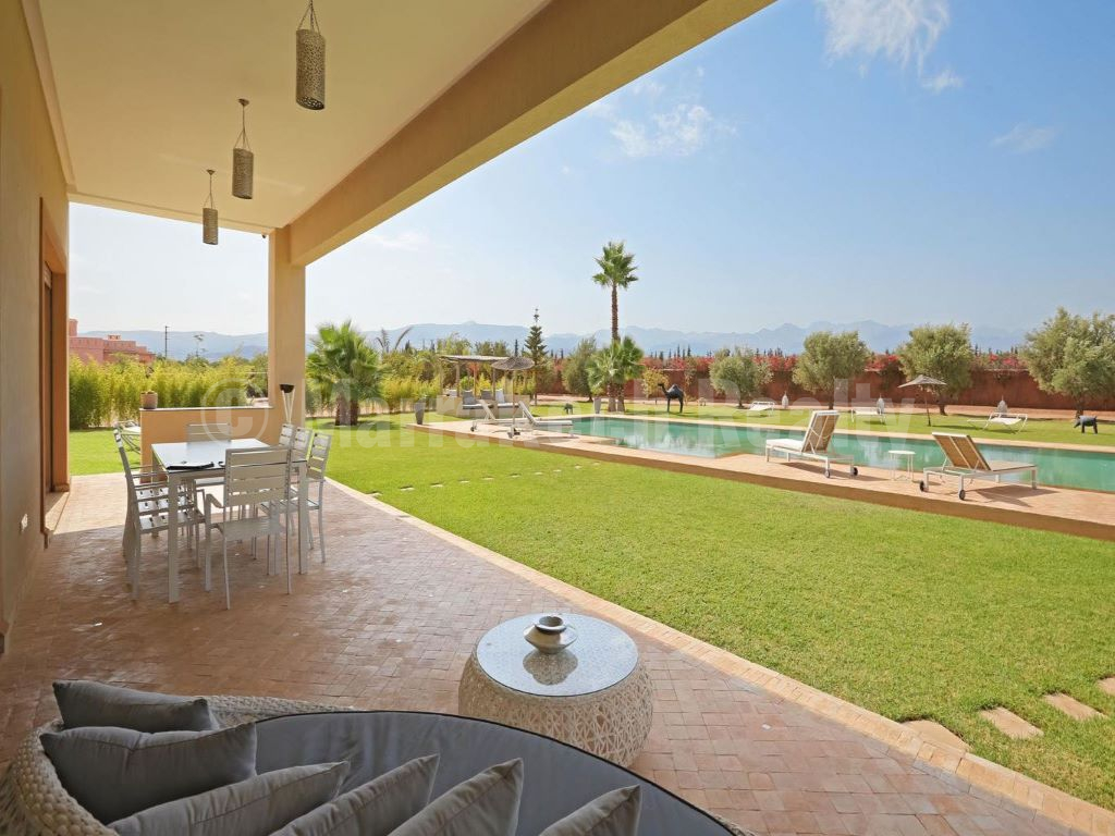 Superbe villa contemporaine de 4 chambres à la vente