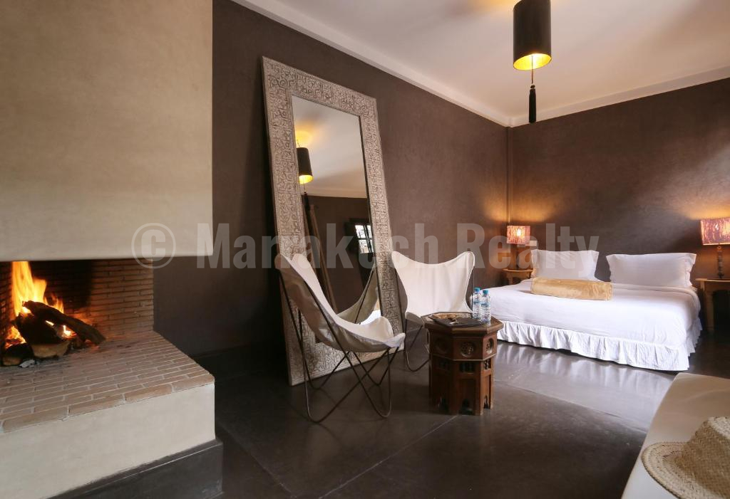 Elegant 12 bedroom Boutique-Riad with prime location