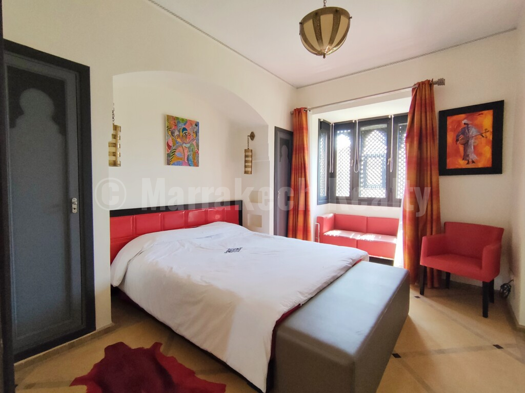 Standout 3 bedroom duplex apartment for rent in a gated community