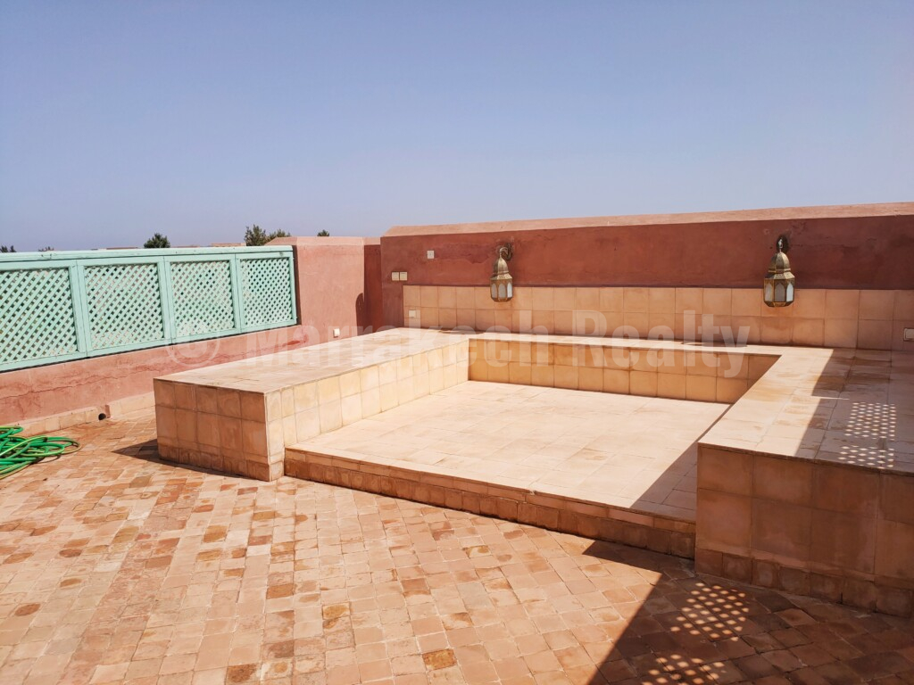 Standout 3 bedroom duplex apartment for rent in a gated community