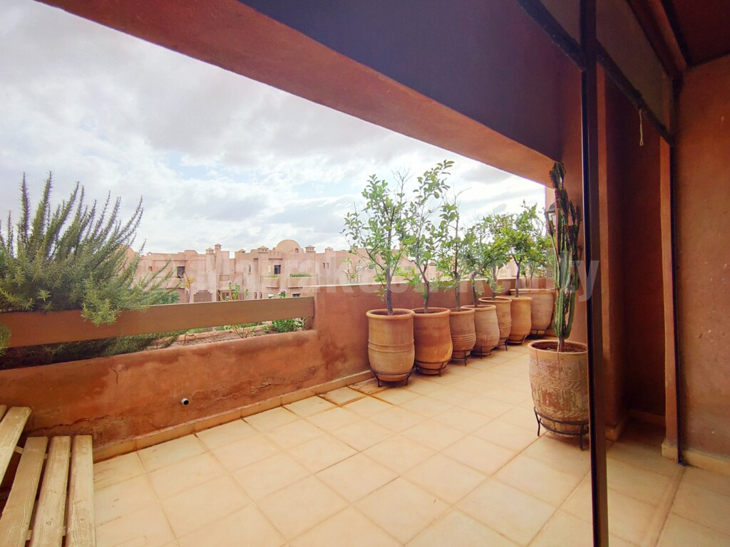 Lumineux duplex de 3 chambres à vendre à proximité du centre de Marrakech