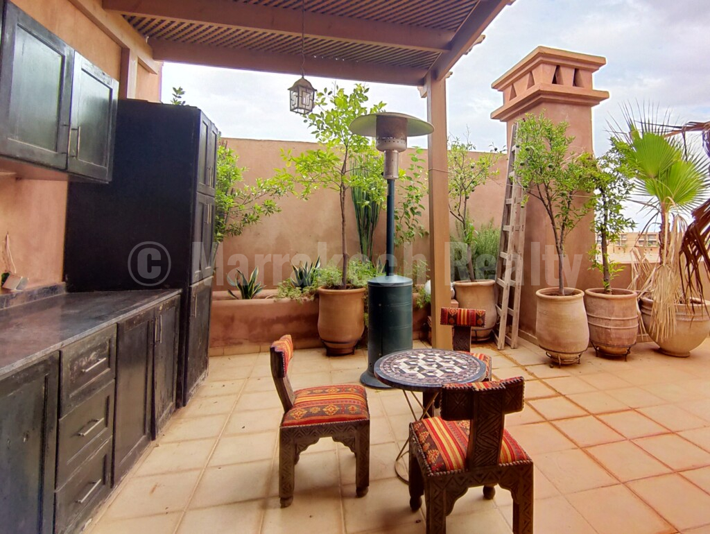 Lumineux duplex de 3 chambres à vendre à proximité du centre de Marrakech