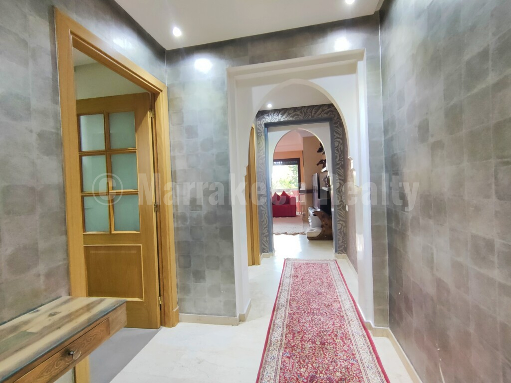 Lumineux duplex de 3 chambres à vendre à proximité du centre de Marrakech