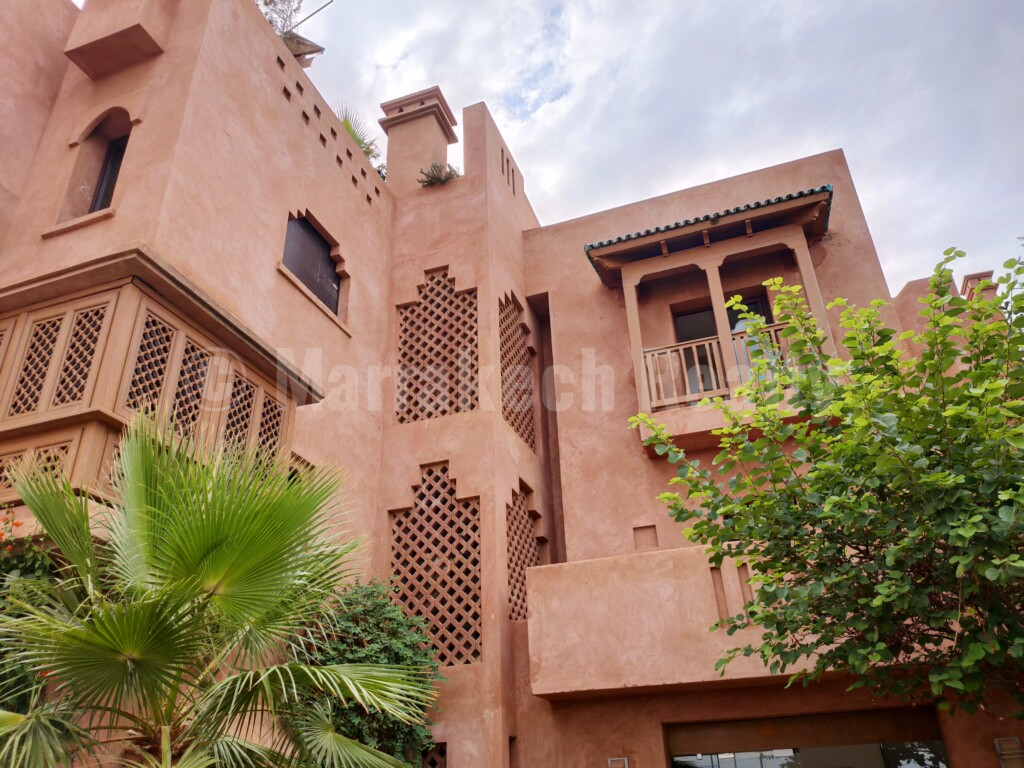 Lumineux duplex de 3 chambres à vendre à proximité du centre de Marrakech