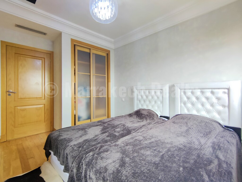 Lumineux duplex de 3 chambres à vendre à proximité du centre de Marrakech