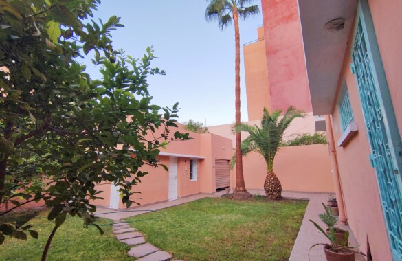 Charmante maison de ville de 4 chambres à louer au coeur de Marrakech