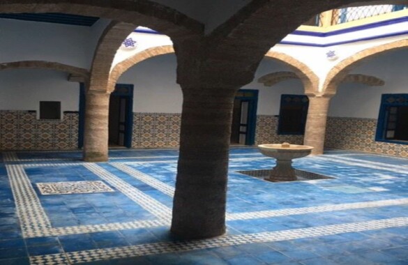 Substantial Riad to renovate in the heart of the Medina
