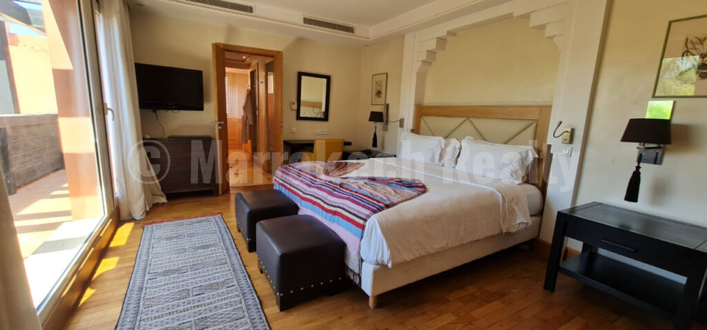 Beau Riad moderne de 4 chambres dans un domaine hôtelier exclusif