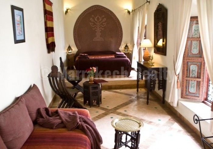 Traditionnel Riad Maison d’Hôtes de 7 chambres et 2 patios