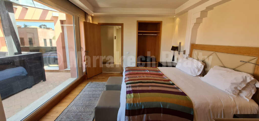 Beau Riad moderne de 4 chambres dans un domaine hôtelier exclusif