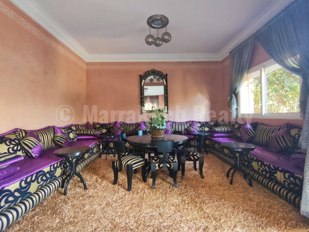Villa de 4 chambres à vendre dans jolie résidence avec piscine