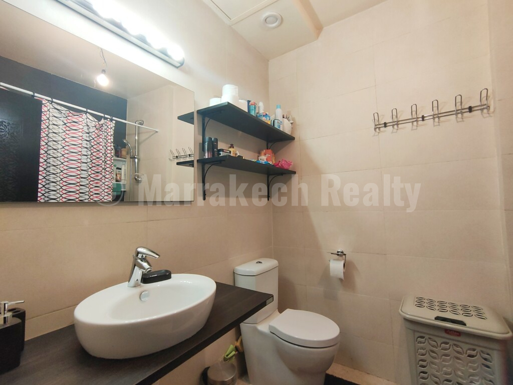 Bel appartement de 2 chambres dans une résidence avec piscine et tennis