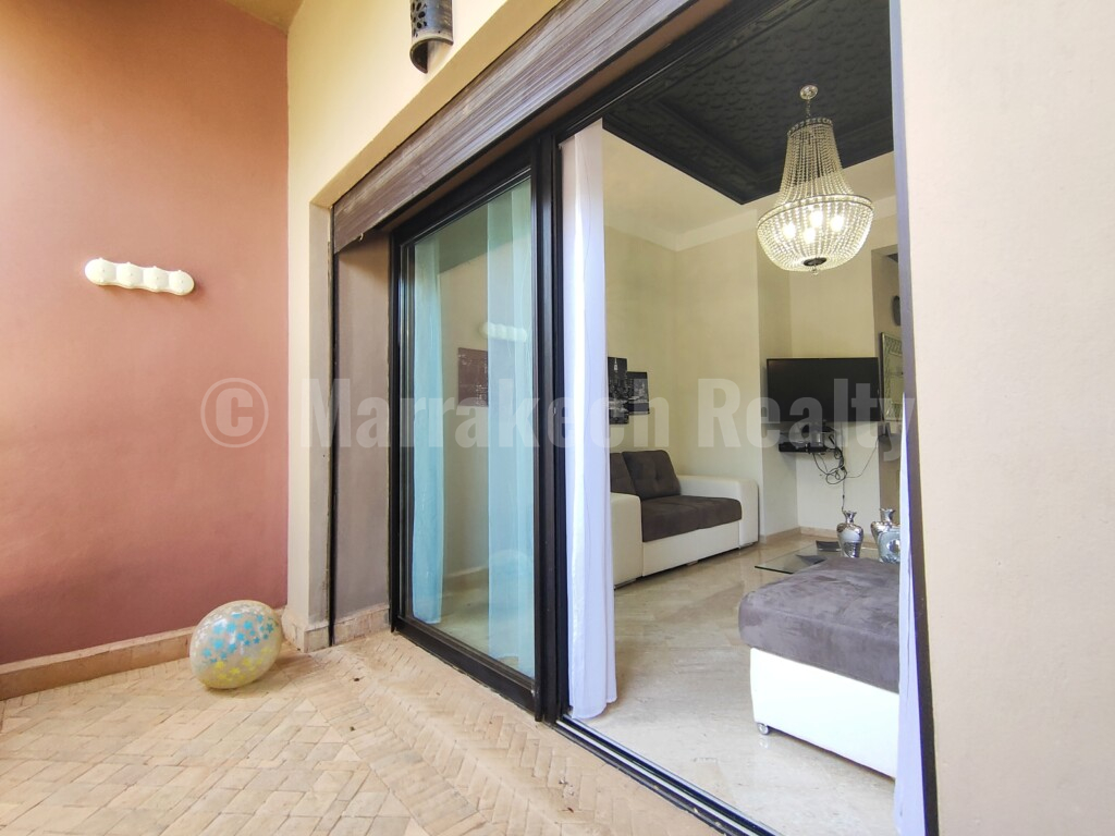 Bel appartement de 2 chambres dans une résidence avec piscine et tennis