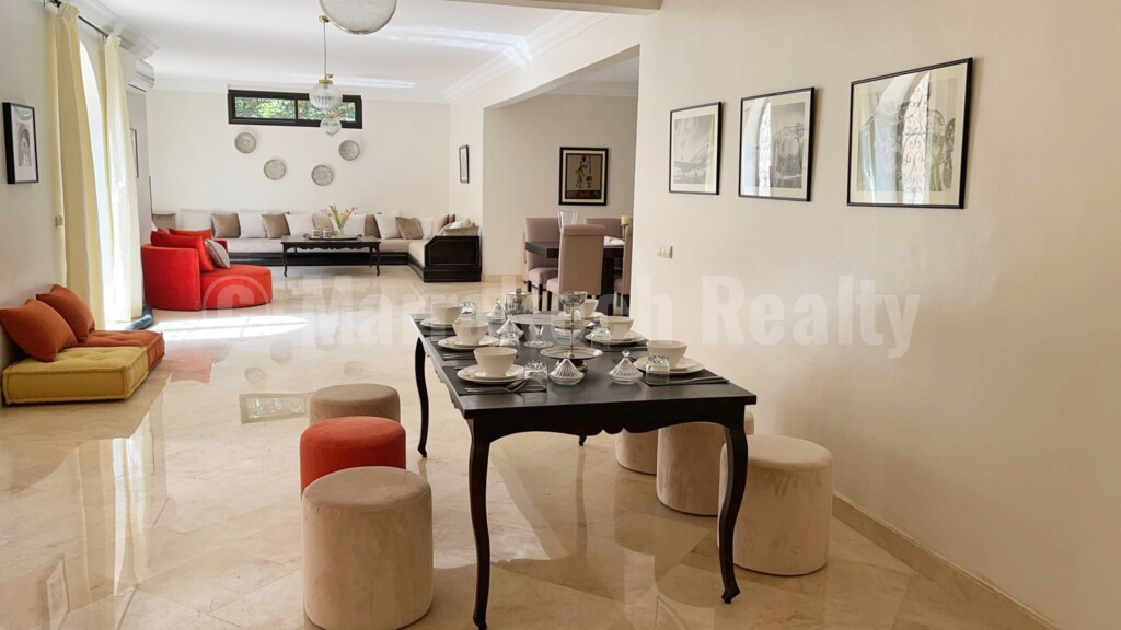 Substantial 8 bedroom villa for rent close to downtown Marrakech
