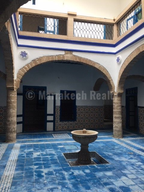 Substantial Riad to renovate in the heart of the Medina
