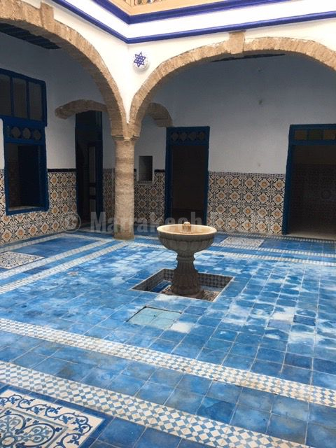 Substantial Riad to renovate in the heart of the Medina