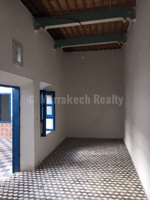 Substantial Riad to renovate in the heart of the Medina