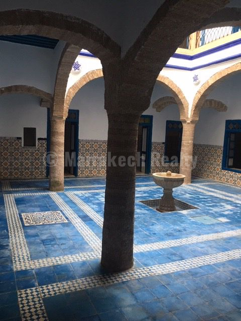 Substantial Riad to renovate in the heart of the Medina