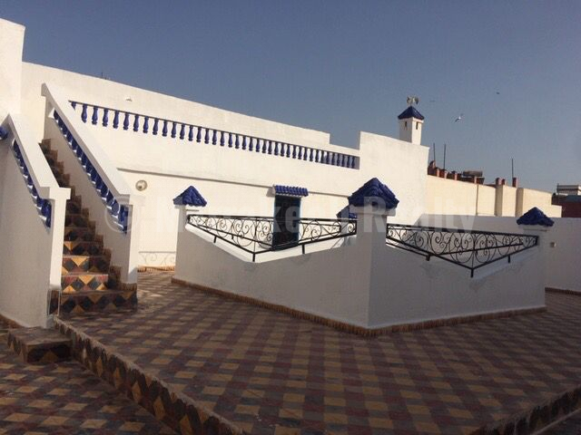 Substantial Riad to renovate in the heart of the Medina