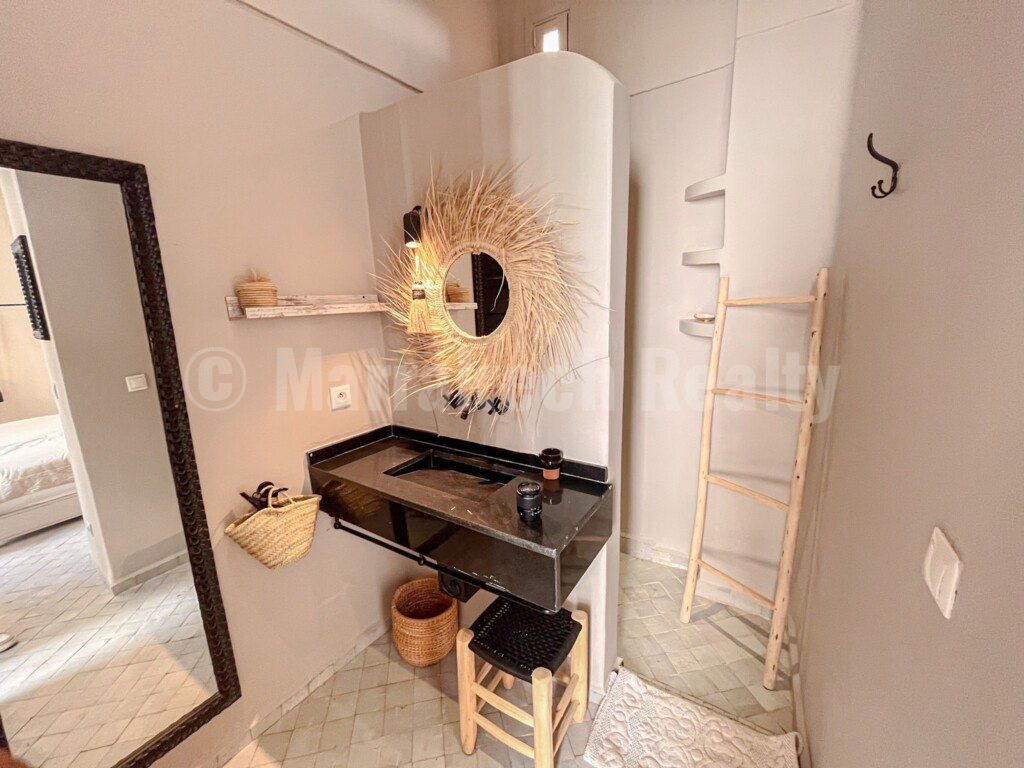 EXCLUSIVE : Modern renovated 3 bedroom Riad with pool and prime location