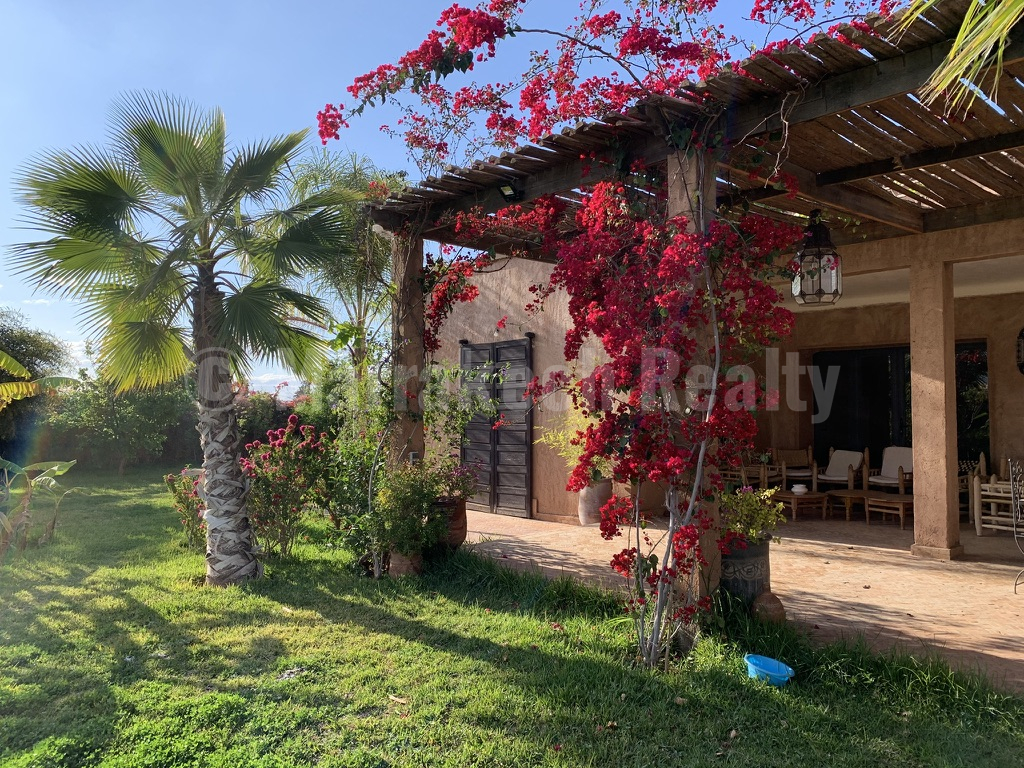 Lovely 3 bedroom country house for sale 25 km from Marrakech