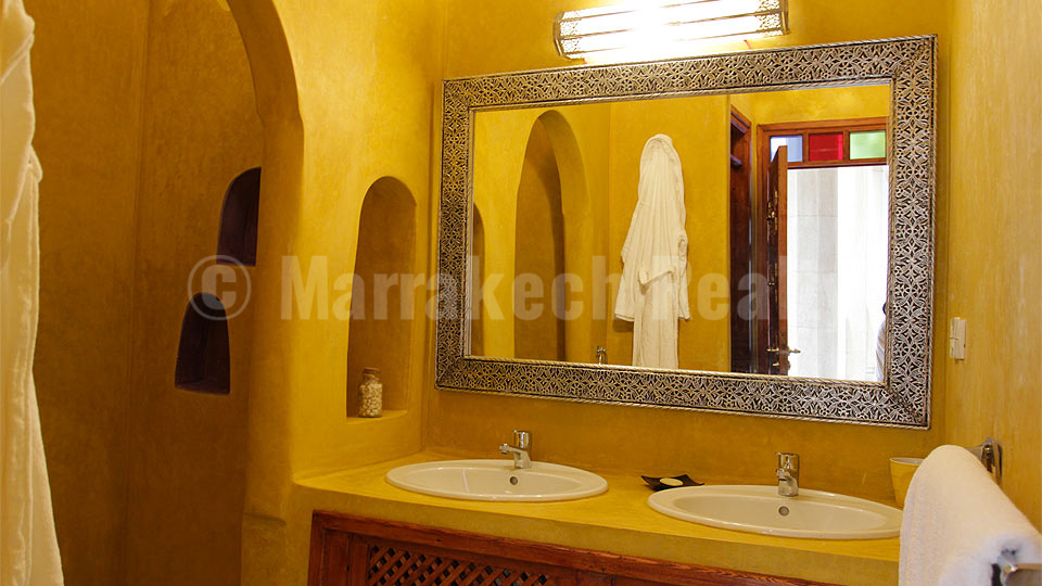 Exceptional 6 bedroom Riad with stunning ocean views
