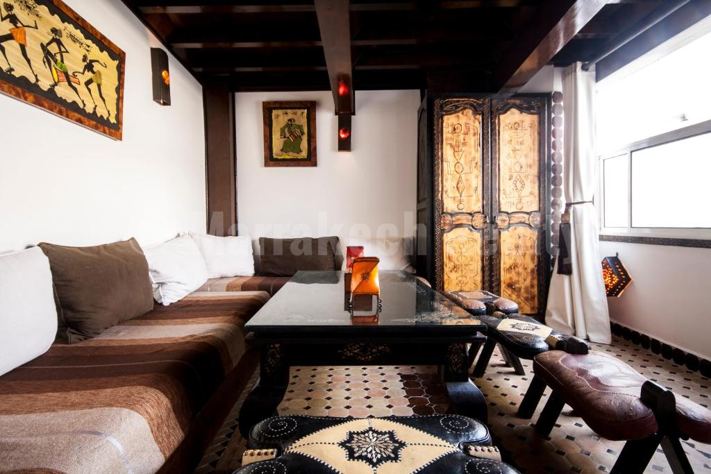 Lovely 4 bedroom Riad with seaviews