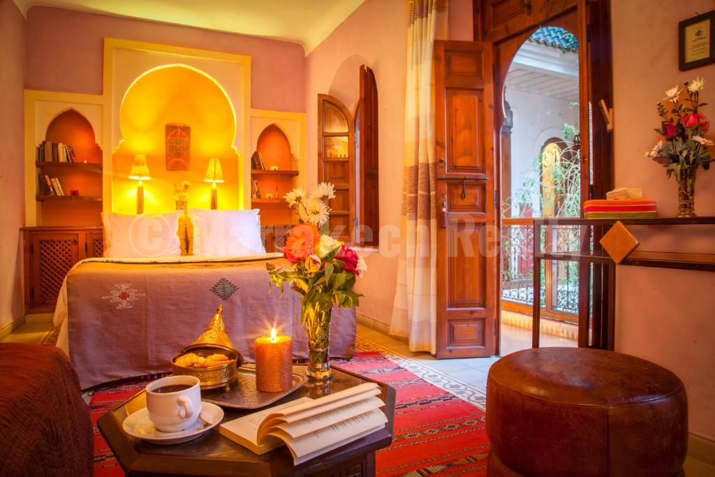 Standout 6 bedroom Riad with excellent location
