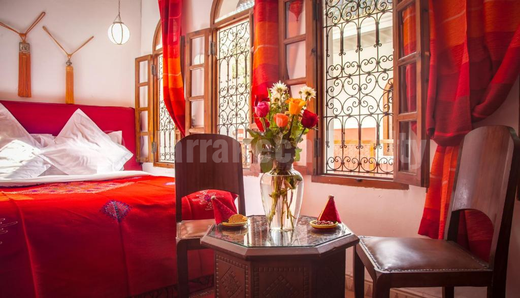 Standout 6 bedroom Riad with excellent location