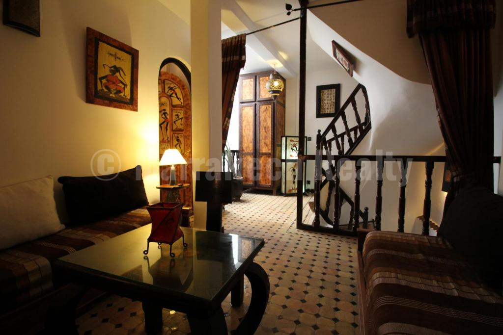 Lovely 4 bedroom Riad with seaviews