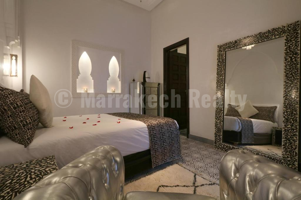 Upscale 6 bedroom Boutique-Riad with exceptional location