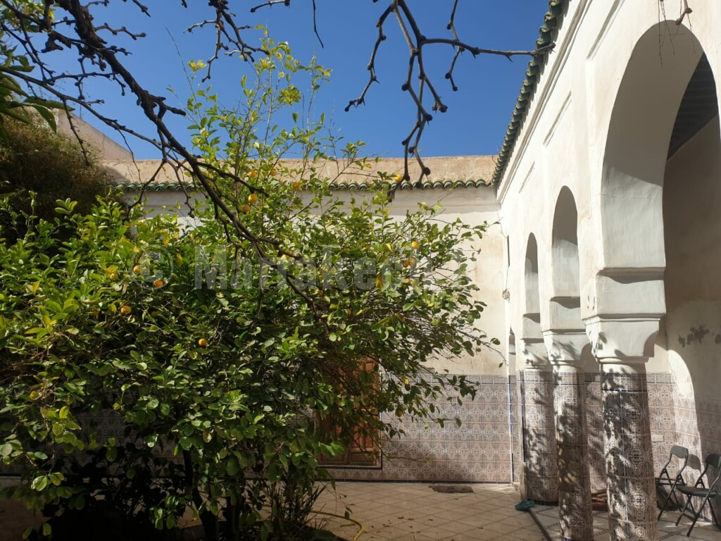 Vaste Riad titré à rénover avec superbe potentiel