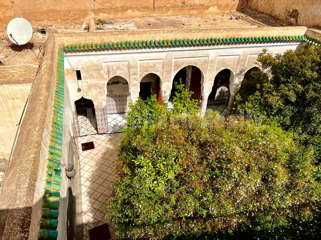 Vaste Riad titré à rénover avec superbe potentiel