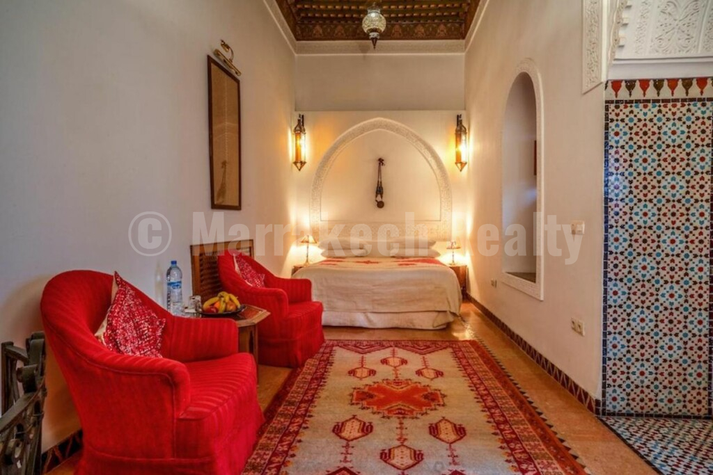 Beau Riad arabo-andalou de 8 chambres à vendre en Medina