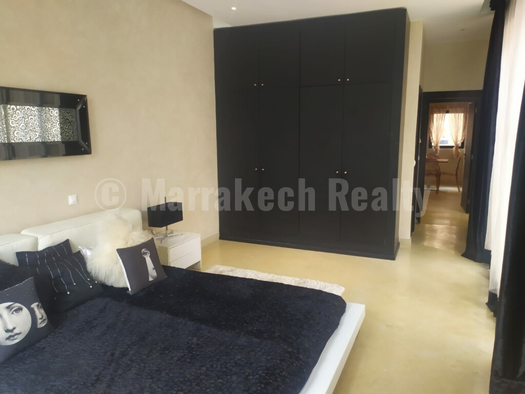 Luxueuse villa de 2 chambres à louer dans un domaine golfique