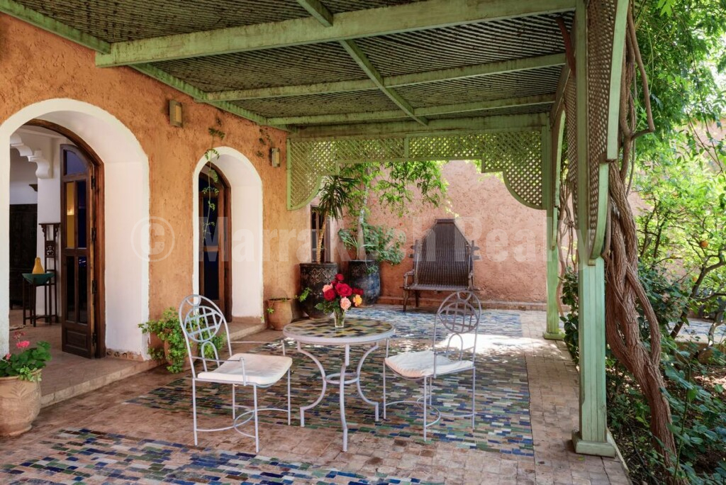 Charmante propriété nichée dans une oliveraie à vendre à Marrakech