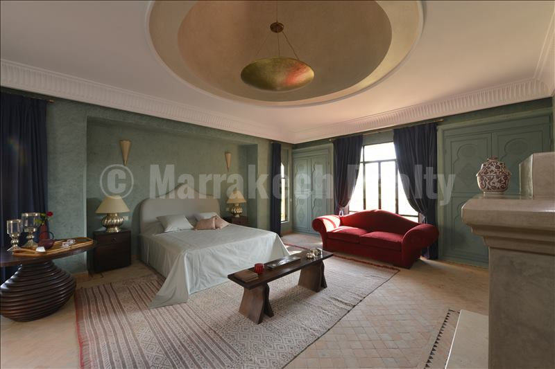 Superbe villa de 6 chambres dans un domaine golfique exclusif
